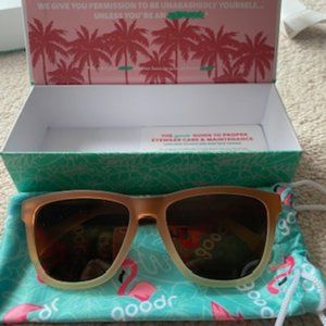 Goodr Three Parts Tee Polarized Sunglasses